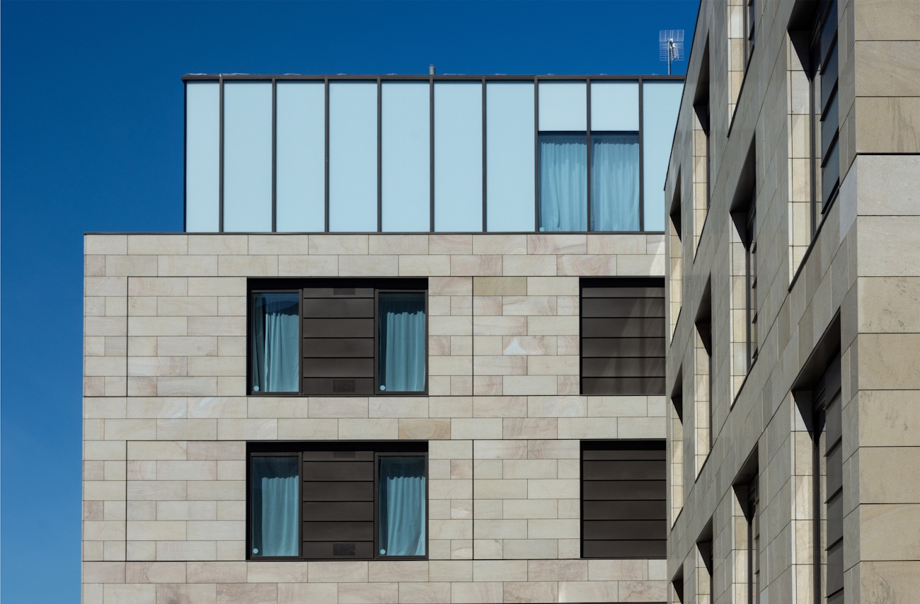 Premier Inn Edinburgh Stone Cladding 26 edited 2