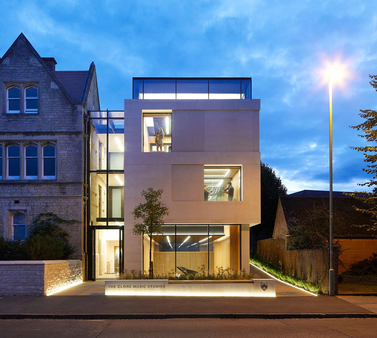 The Clore Music Stud Alan Crowe 4 USE