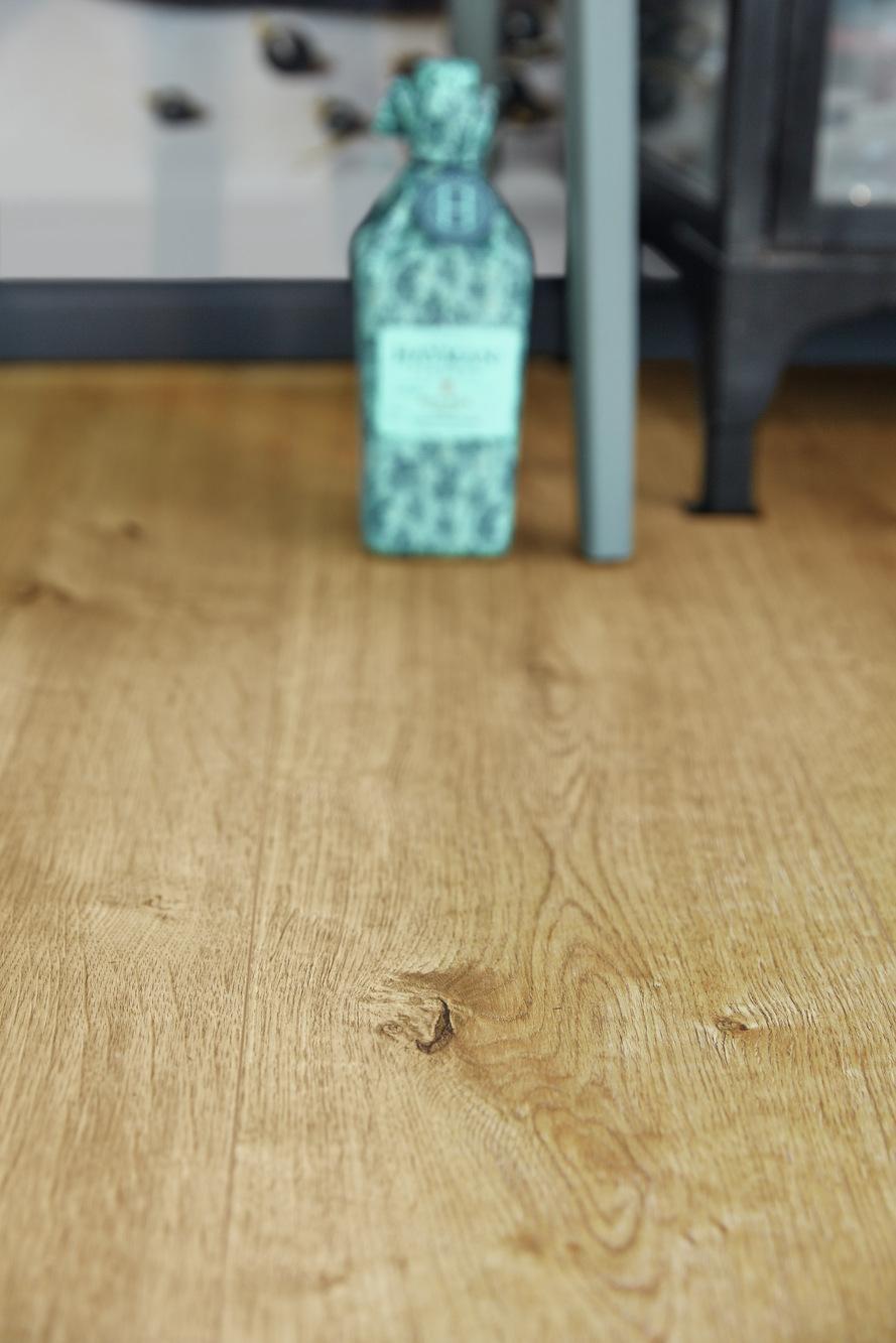 6832 Meister Design DL Detail 02