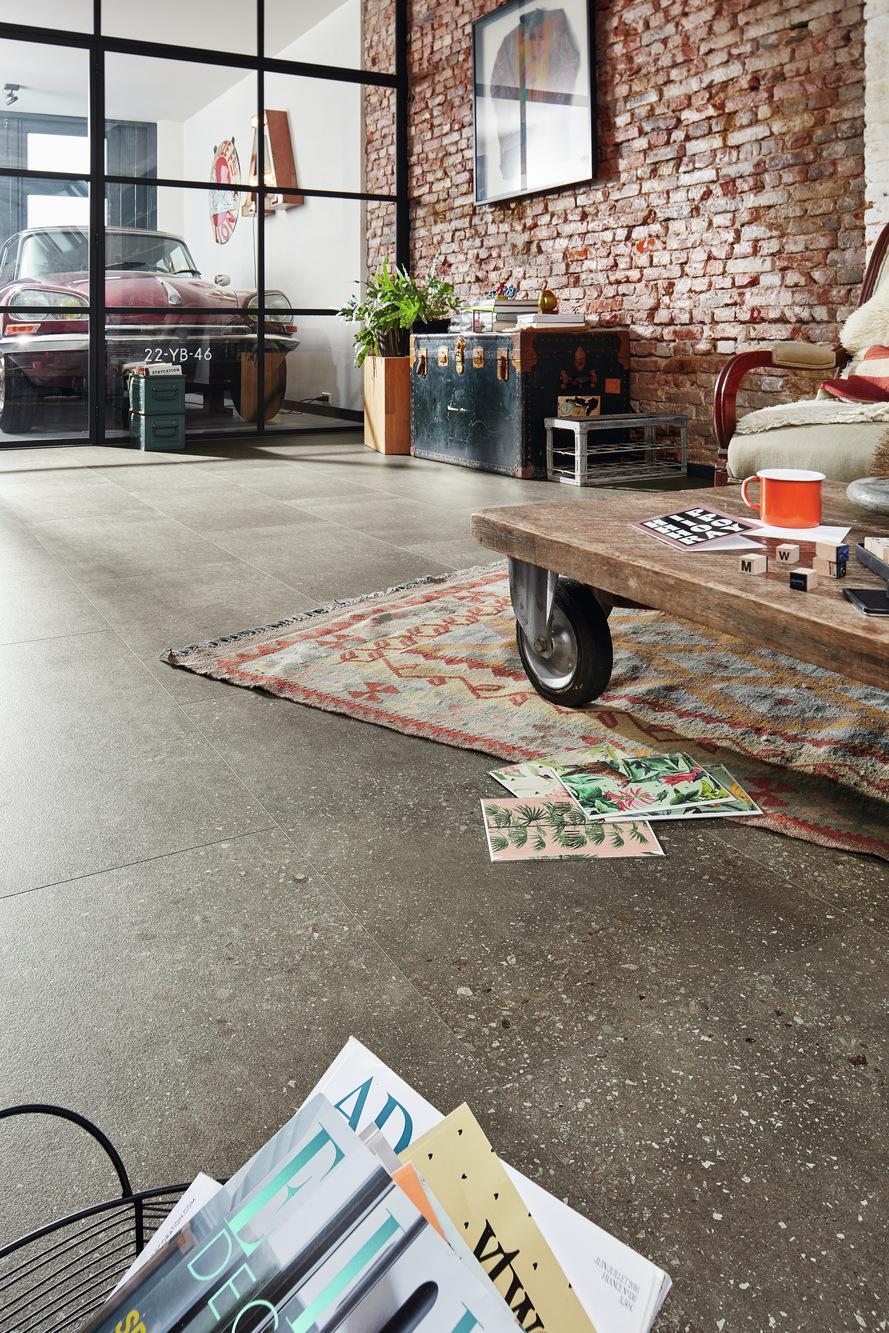 6858 Meister Design DB Detail 01