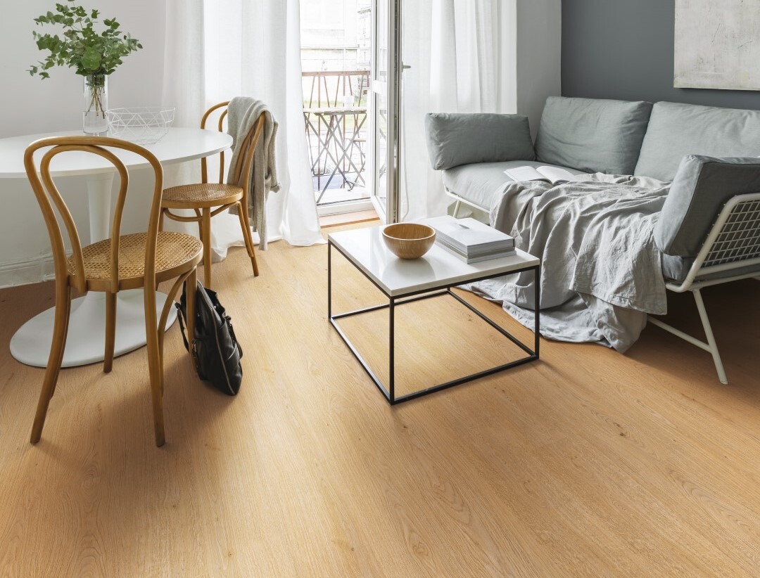 Natural Light Oak int Large