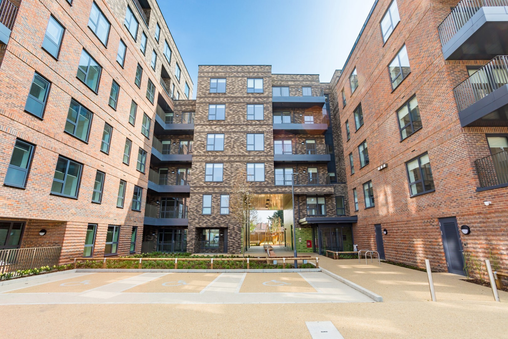 Cavendish Gardens - Glazed Bricks and Facing Bricks