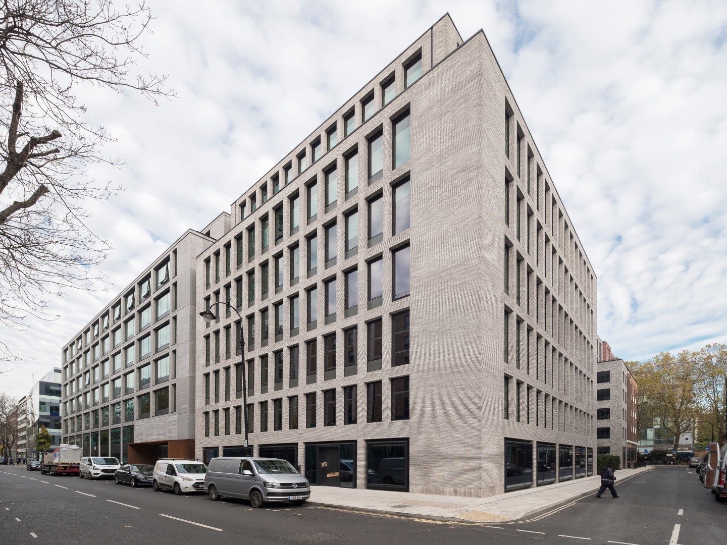 80 Charlotte Street - Linear Bricks 1