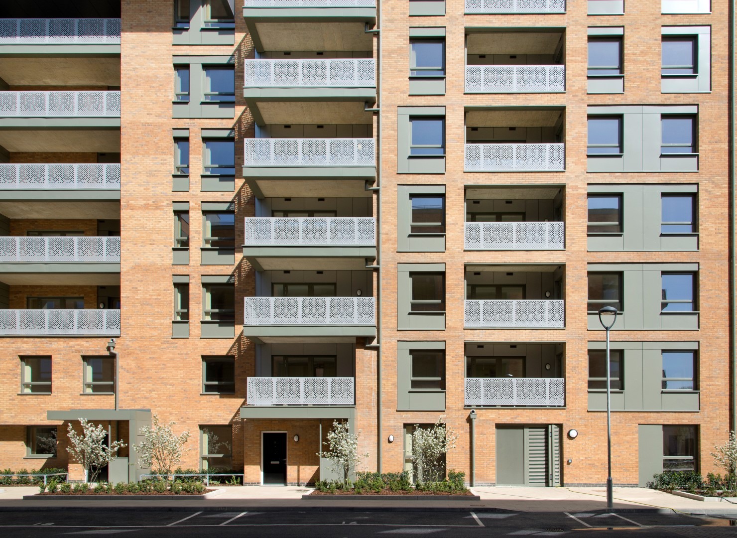 Brook House Select Range Facing Brick Welford Buff 7 Large