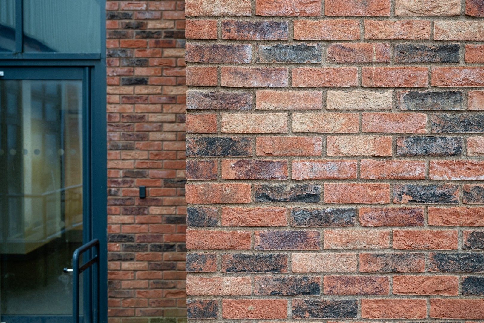 Holmer Green School - Solus Brick Range