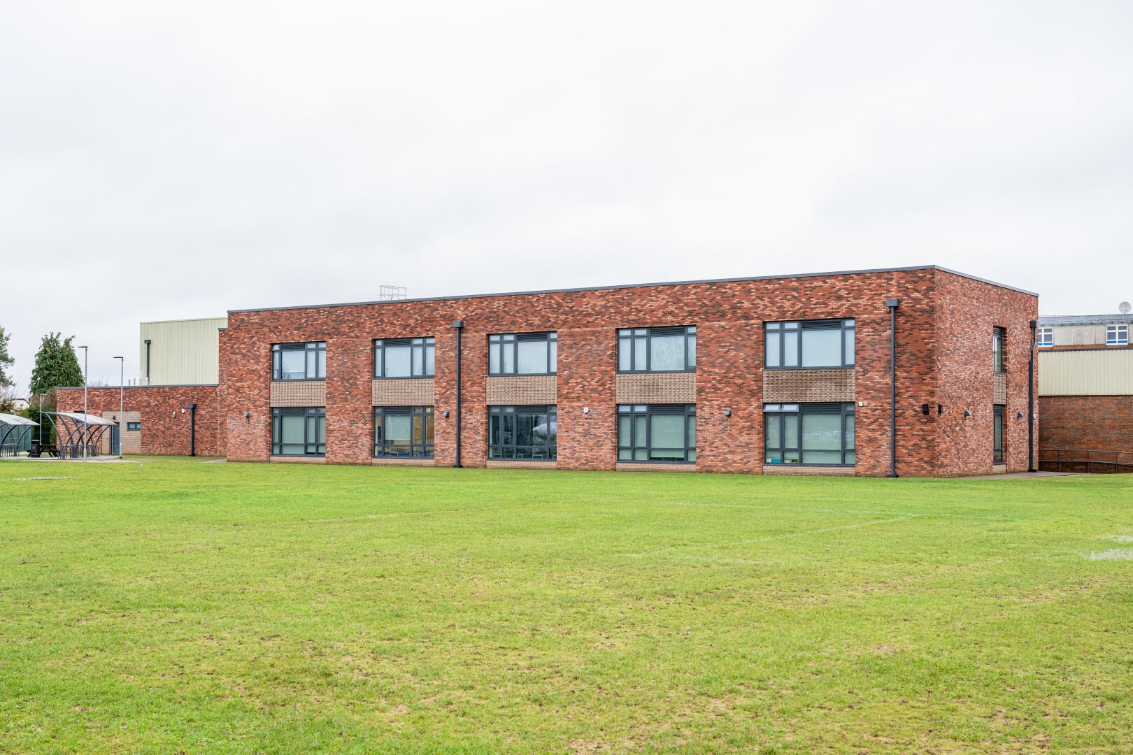Holmer Green School - Solus Brick Range