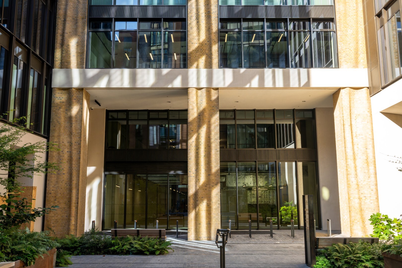 TIDE Bankside - Facing Bricks