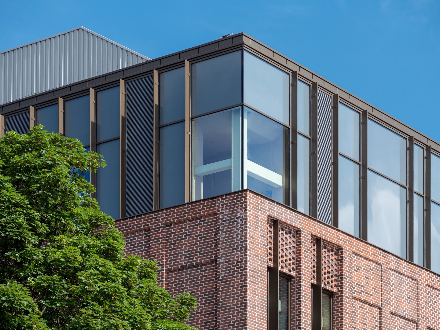 Esther Simpson Building University of Leeds 7 Large