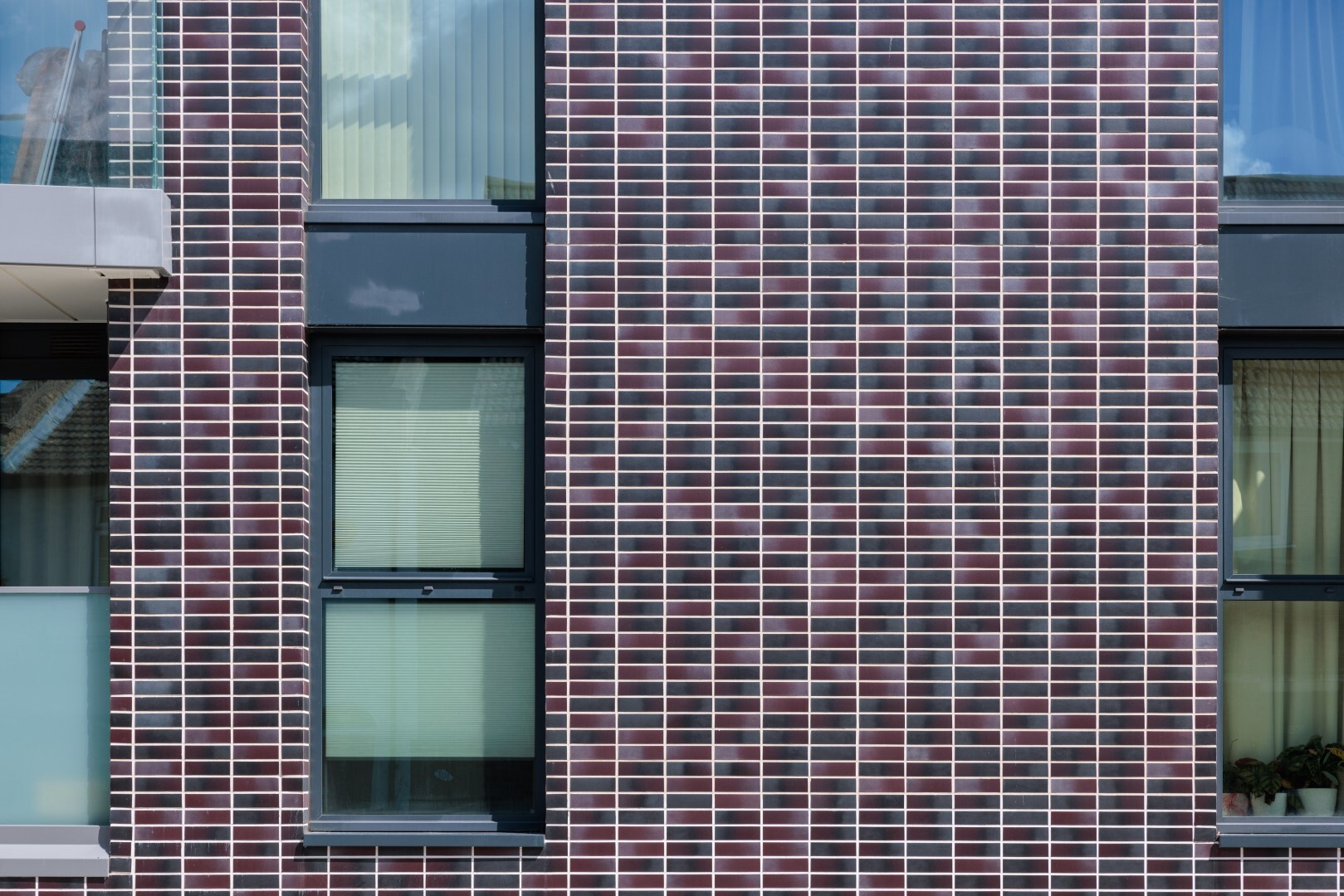 Greenwich Square 13 Large