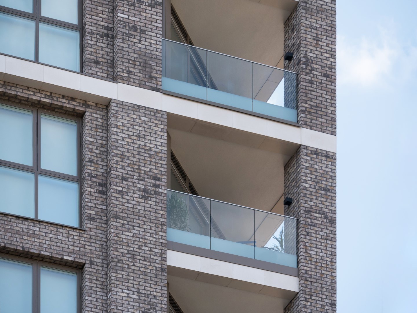 Hambrook House 12 Large