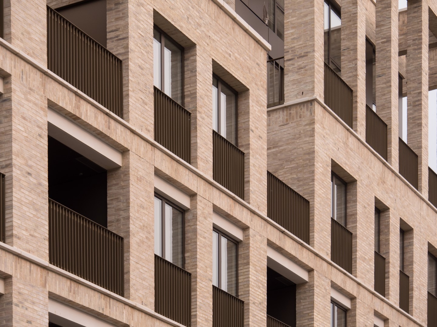 Kings Crescent Precast Brick 3