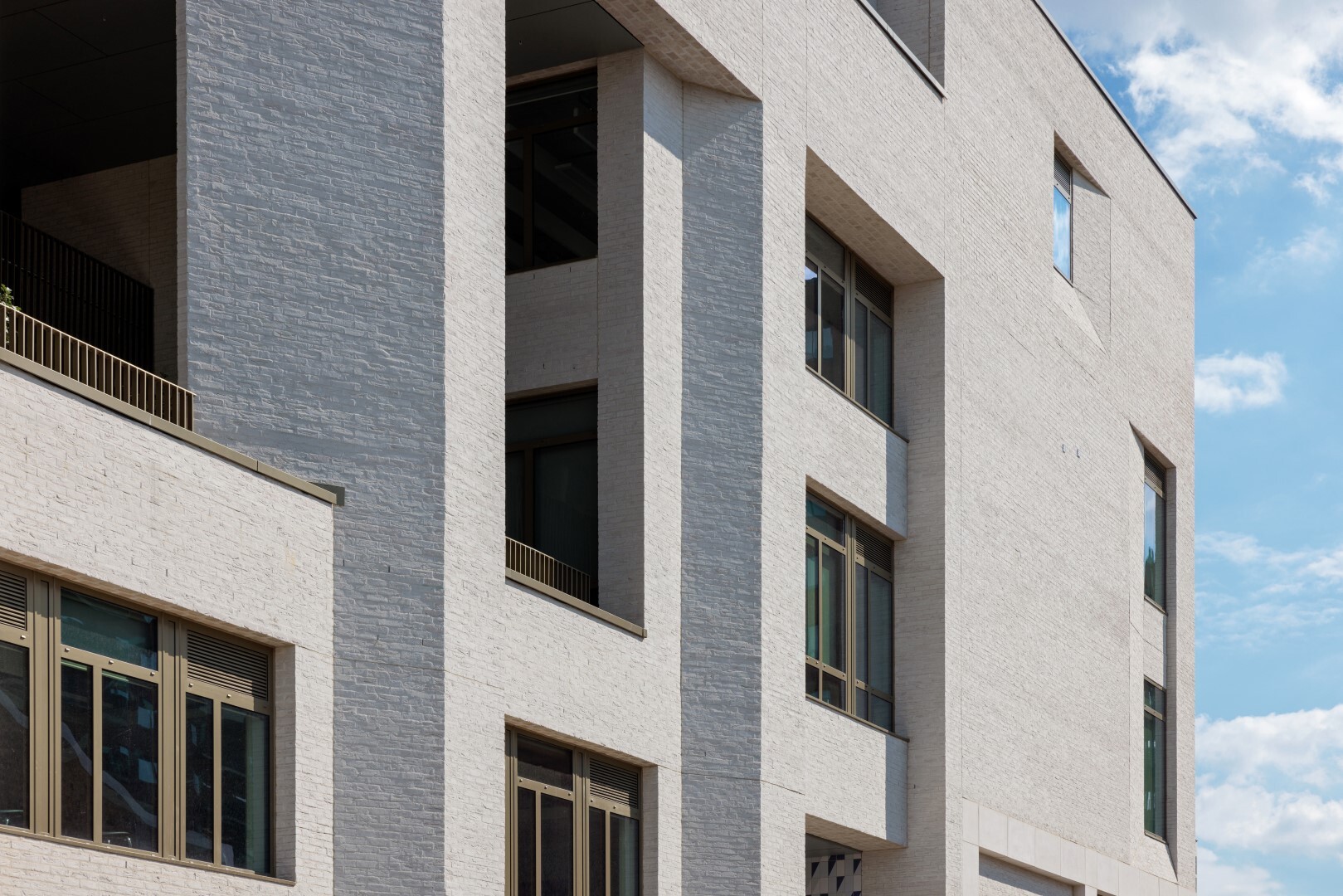 Oasis Academy Silvertown - Facing Brick
