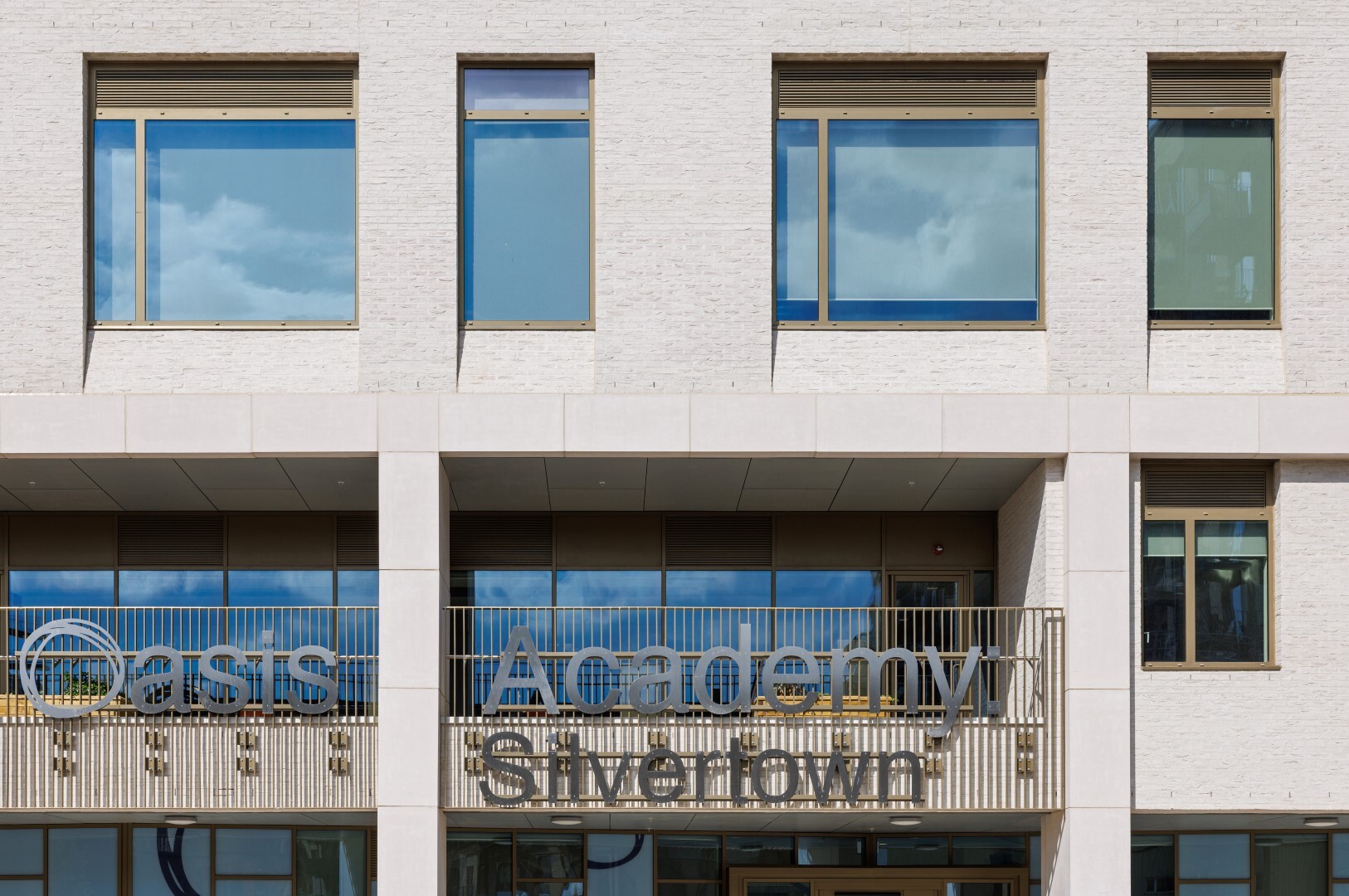 Oasis Academy Silvertown - Facing Brick