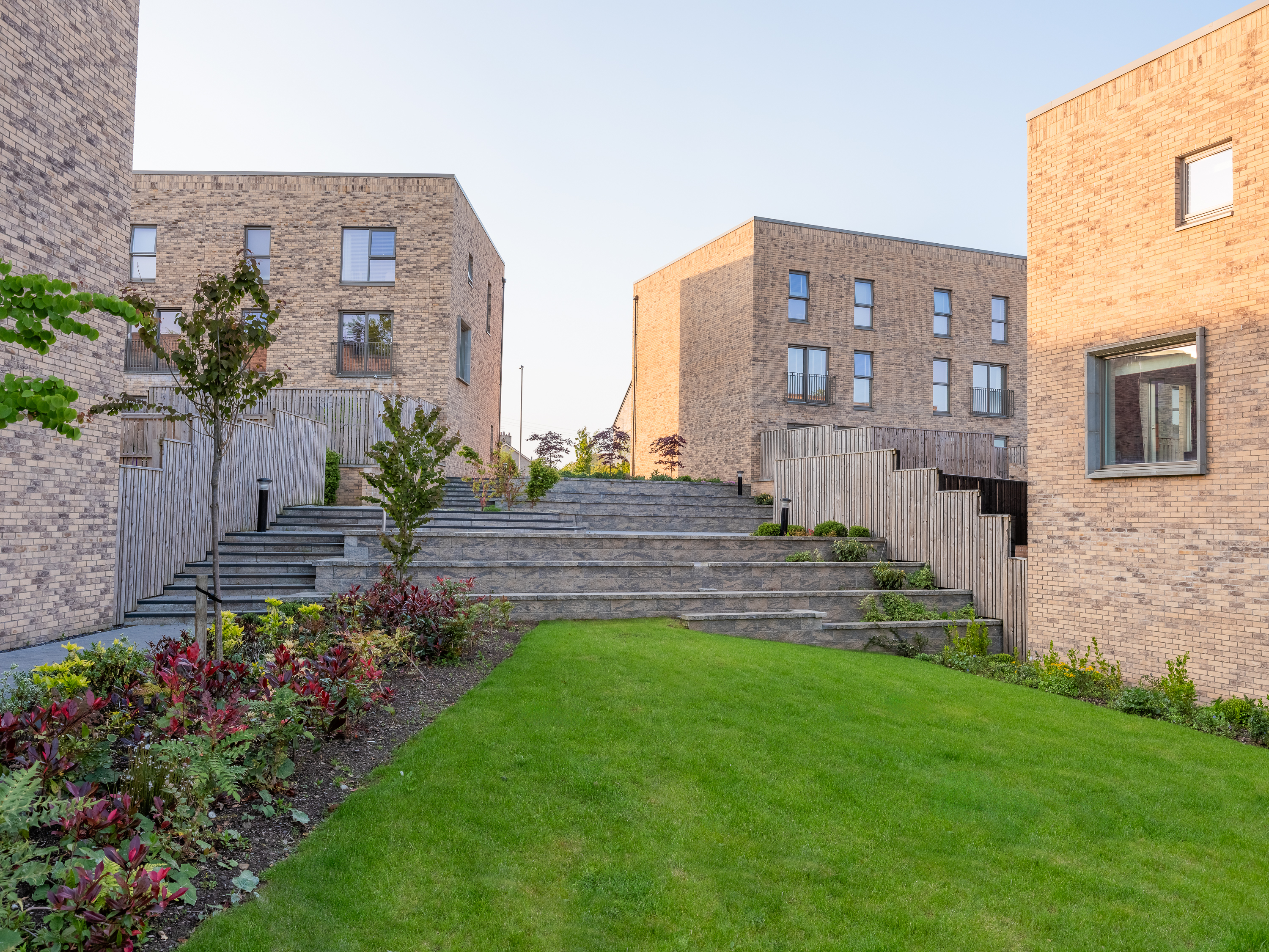 Jordanhill Park - Solus Range and Facing Bricks