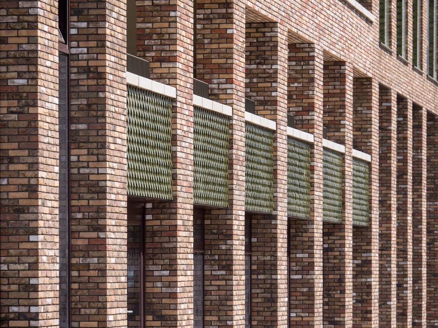 Royal Albert Wharf 4