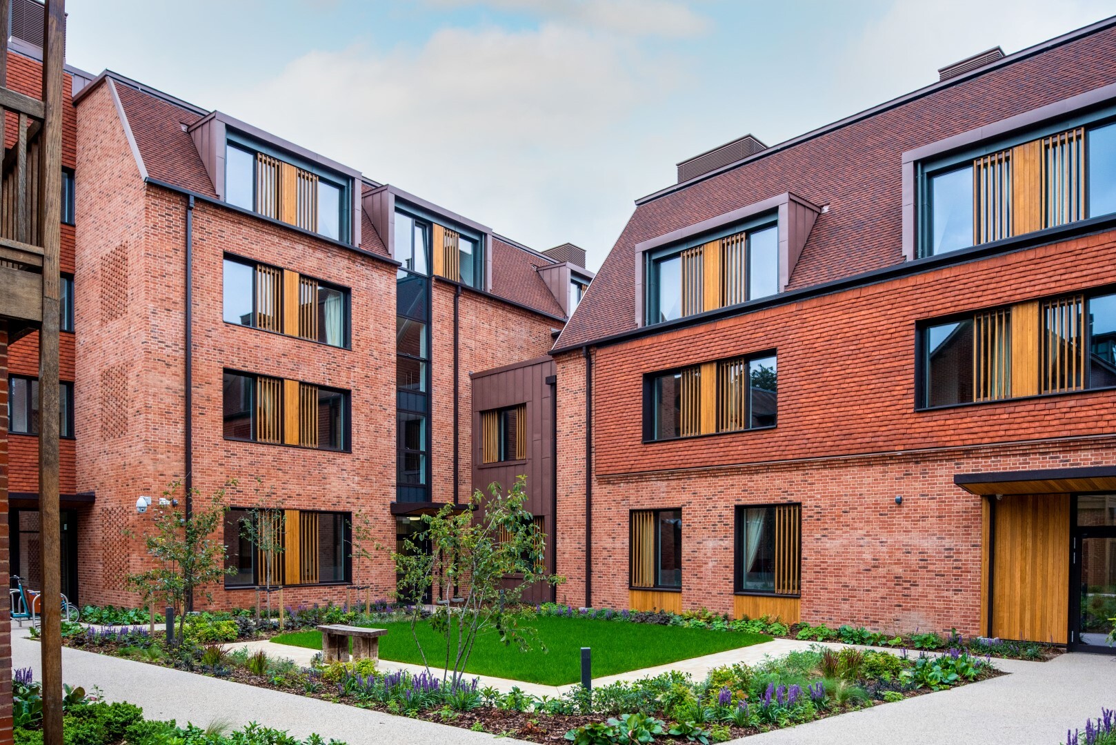 Lucy Cavendish College - Facing Bricks