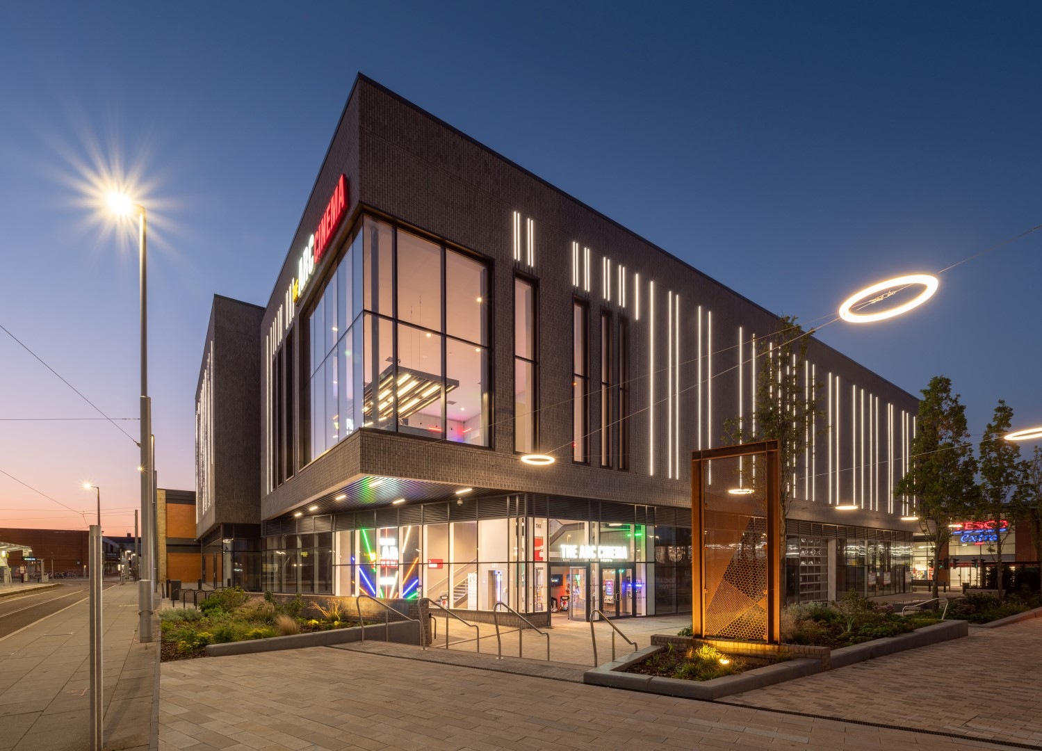 The Arc Cinema 40 Large