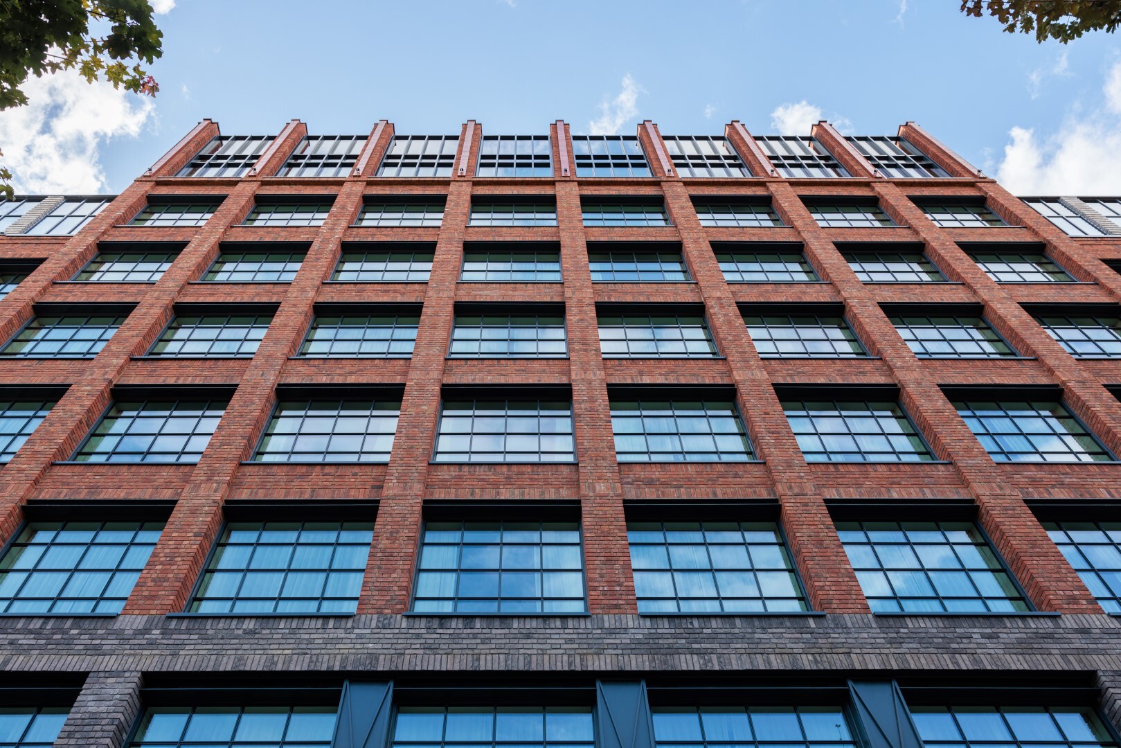 The Hoxton Hotel - Facing Brick