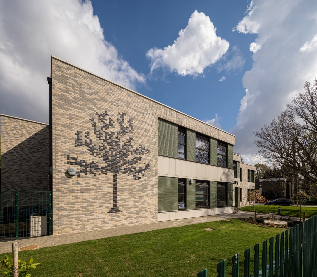 Walker Primary 016 Large