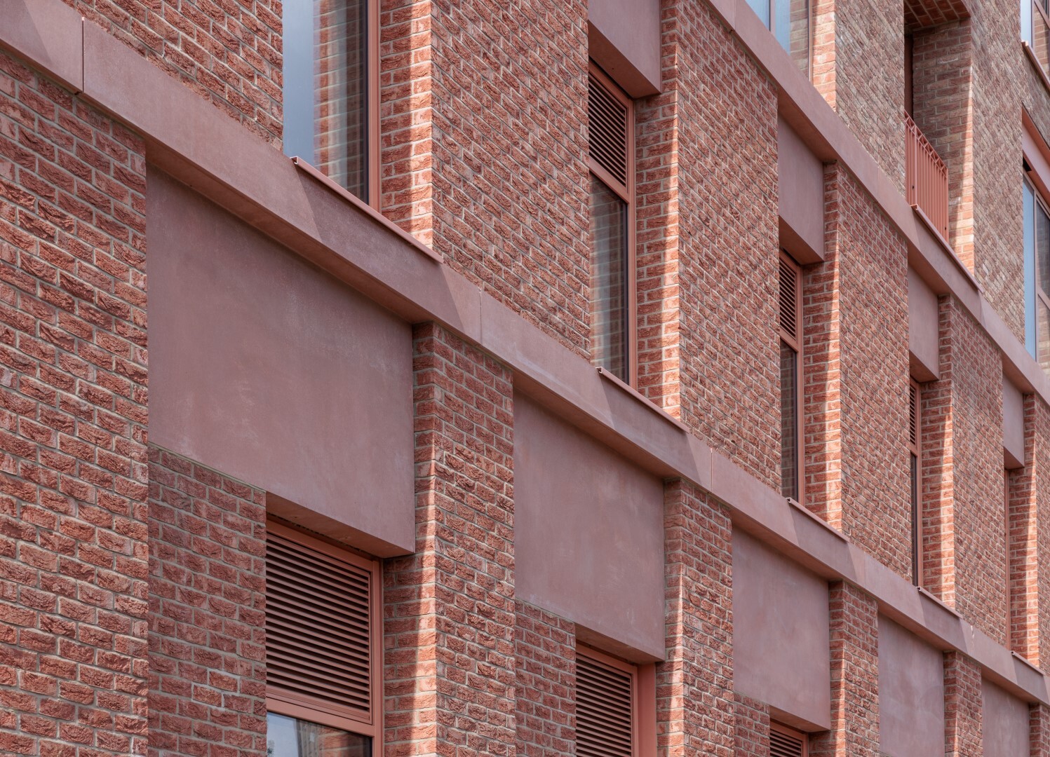 Welbourne Tottenham Hale 25 Large