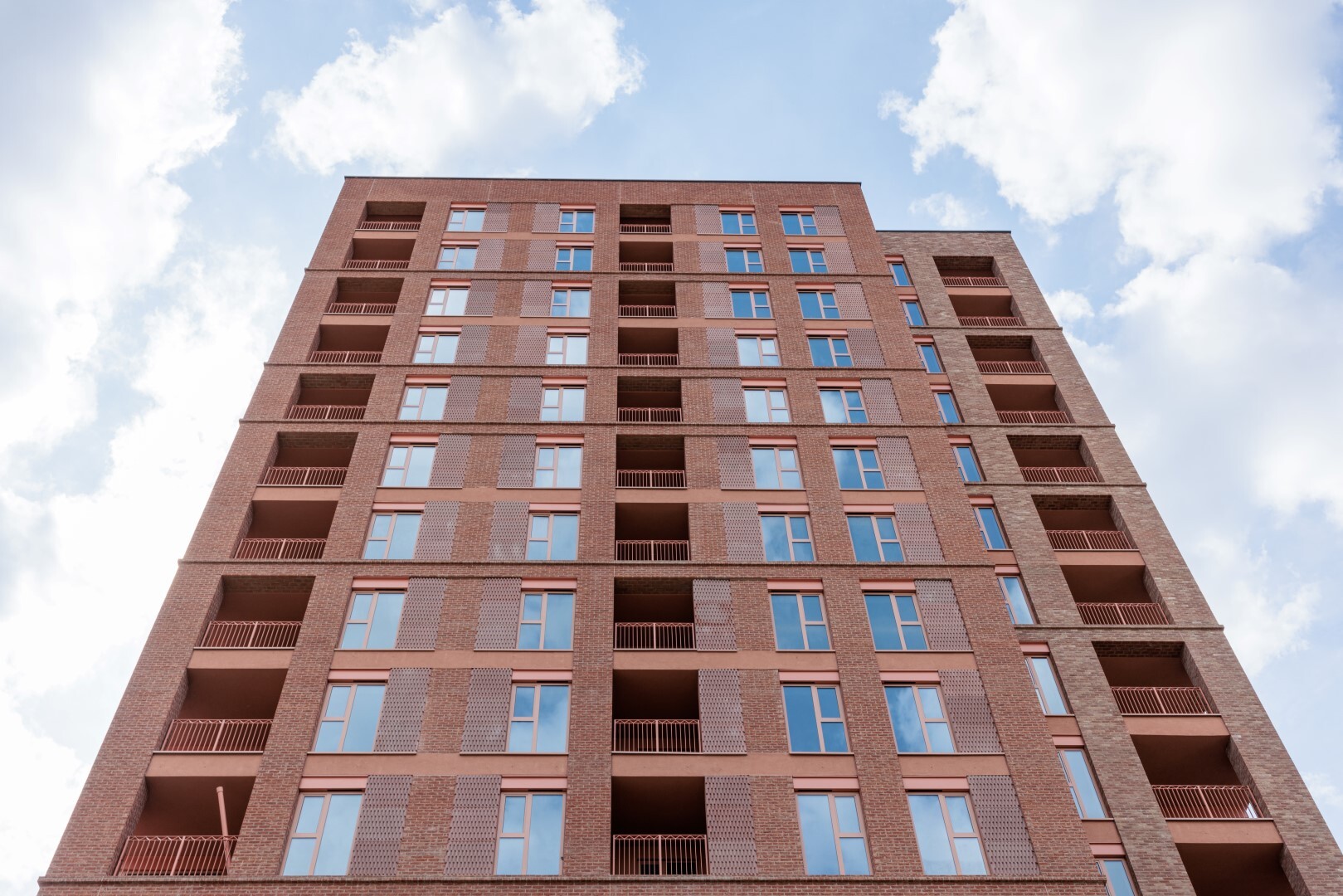 Welbourne Tottenham Hale 8 Large