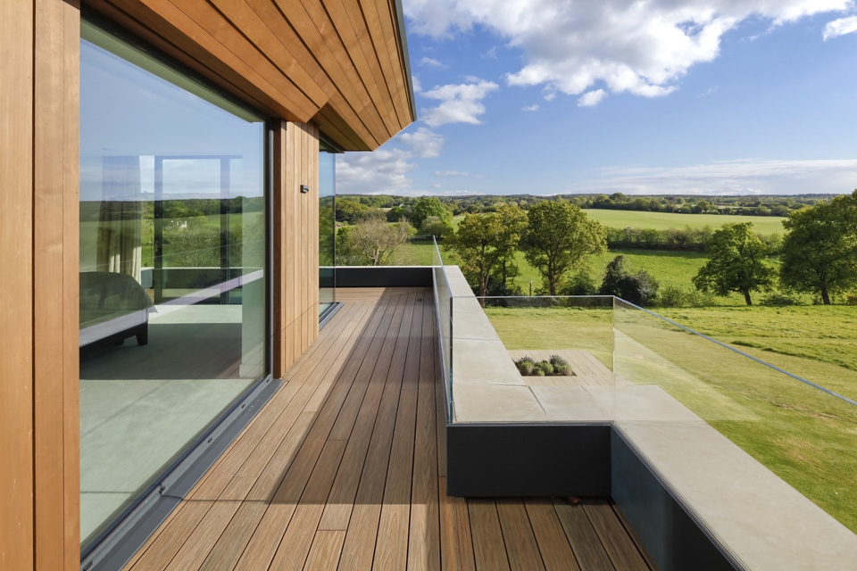 HD Deck Dual Oak Balcony 2