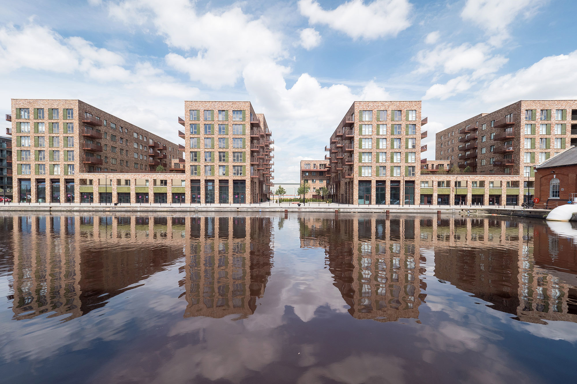 Royal Albert Wharf Hero