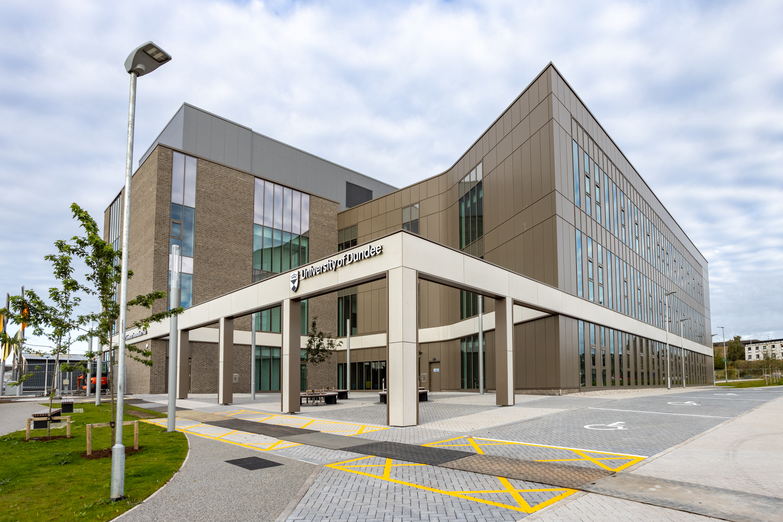 Dundee Innovation Hub DD1 5 JJ 1 of 49