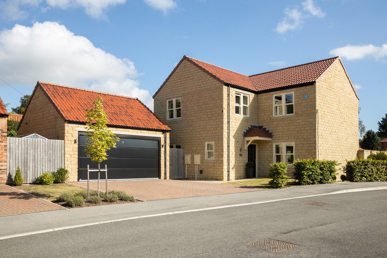 Holber Hill 22 Large