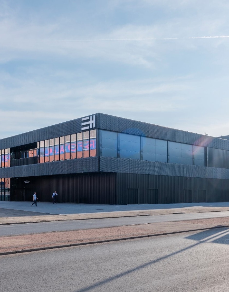 RFP TM 6000px 3172 Large